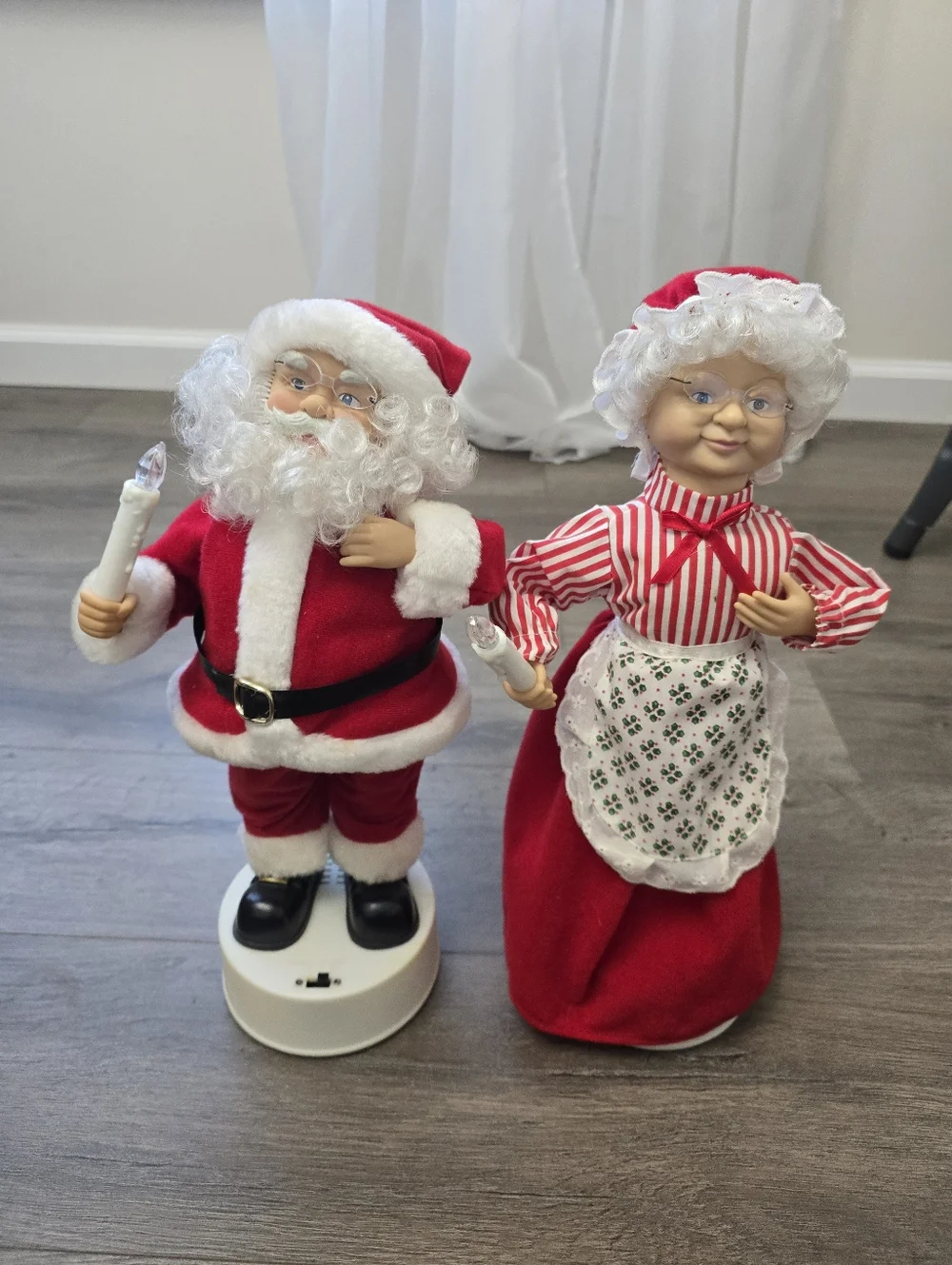 Vintage Wal-Mart 1996 Holiday Time 14” Animated Mr. &  Mrs Clause